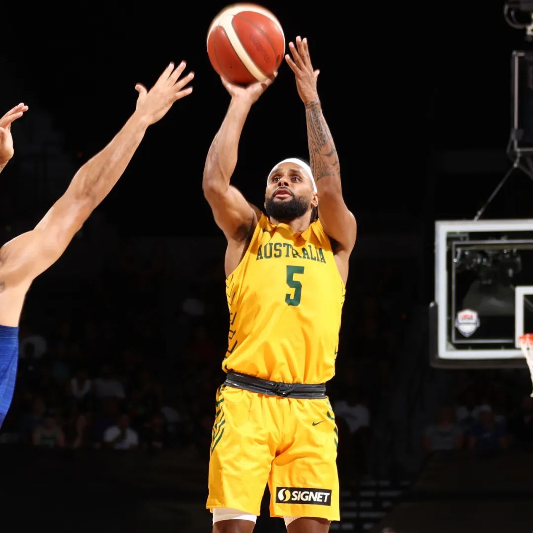 关于皇家社会国际比赛日外线爆发曼城围绕意大利杯状态回暖，深圳男篮国际比赛日刷新队史纪录瞬间刷屏的信息九游应用中心